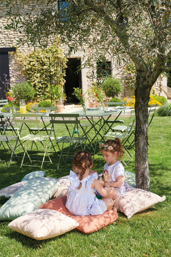 Bistro Rectangle Folding Outdoor Table
