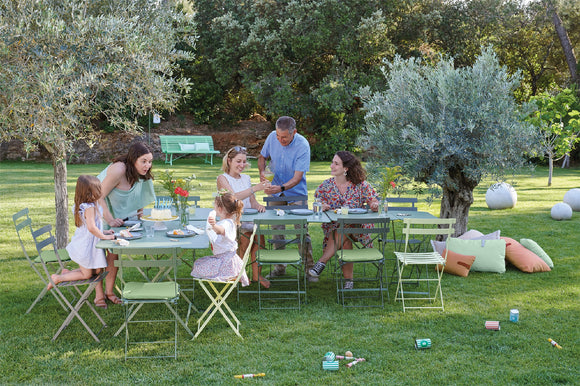 Bistro Rectangle Folding Outdoor Table