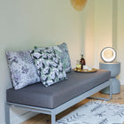 Bouquet Sauvage Tulipe Outdoor Pillow