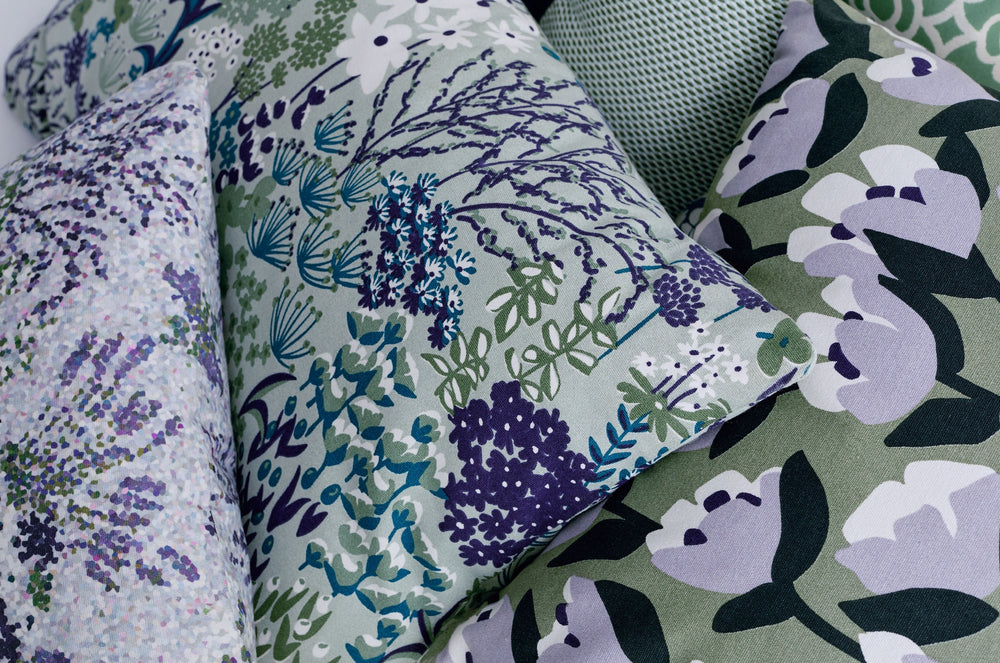 Bouquet Sauvage Tulipe Outdoor Pillow