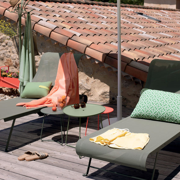 Cocotte Low Outdoor Table with Removable Tray