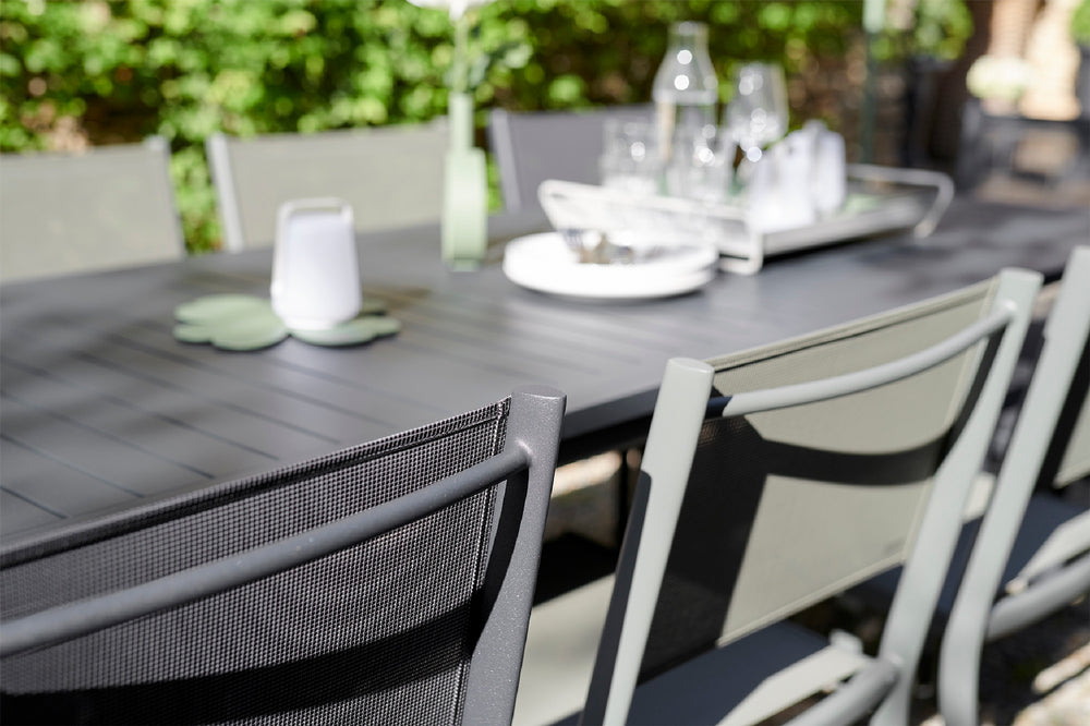 Costa Extendable Outdoor Dining Table