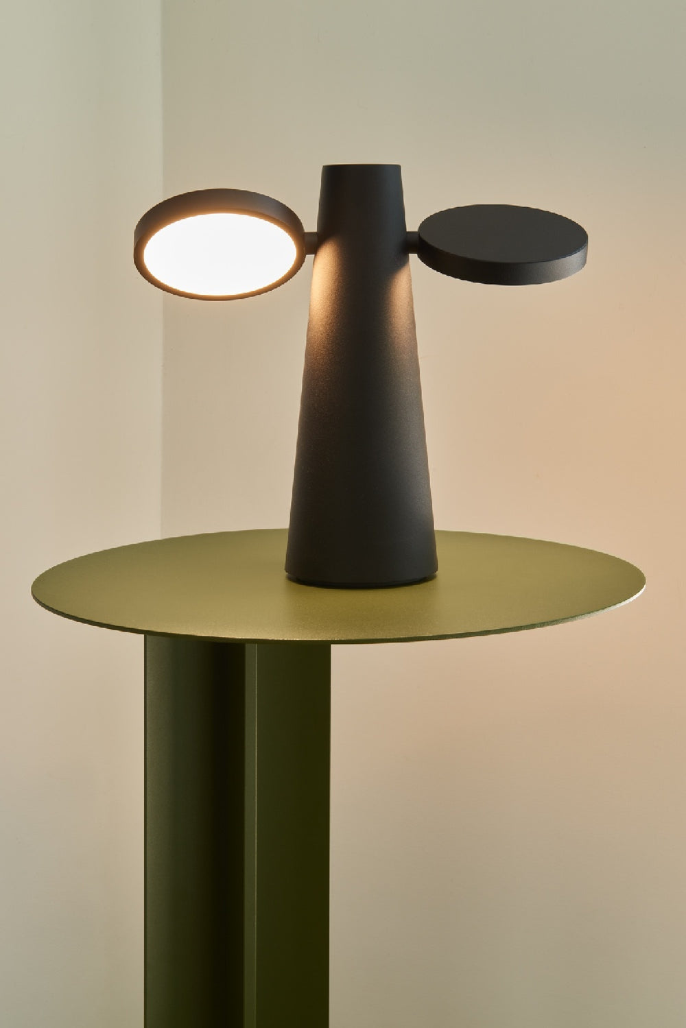 Oto Portable Table Lamp