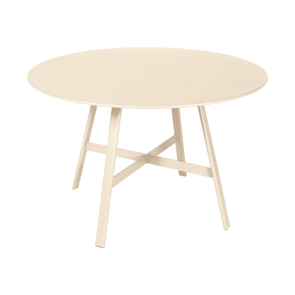 So'O Dining Table
