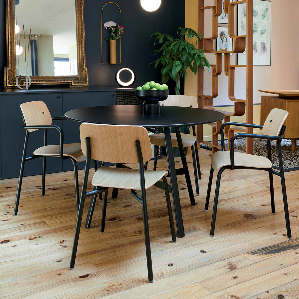 So'O Dining Table