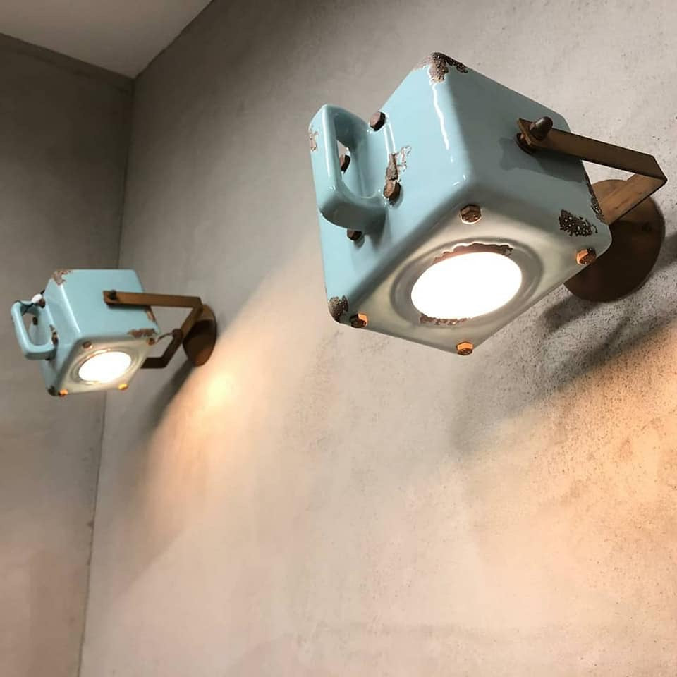 Retro Industrial Spotlight Wall Sconce