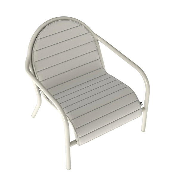Groove Outdoor Lounge Chair