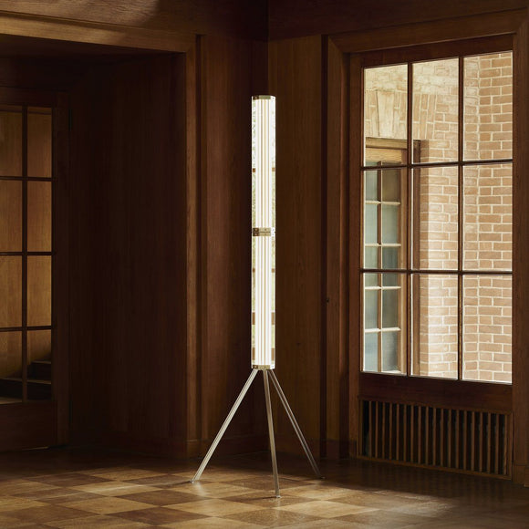 Superwire Tripod Floor Lamp