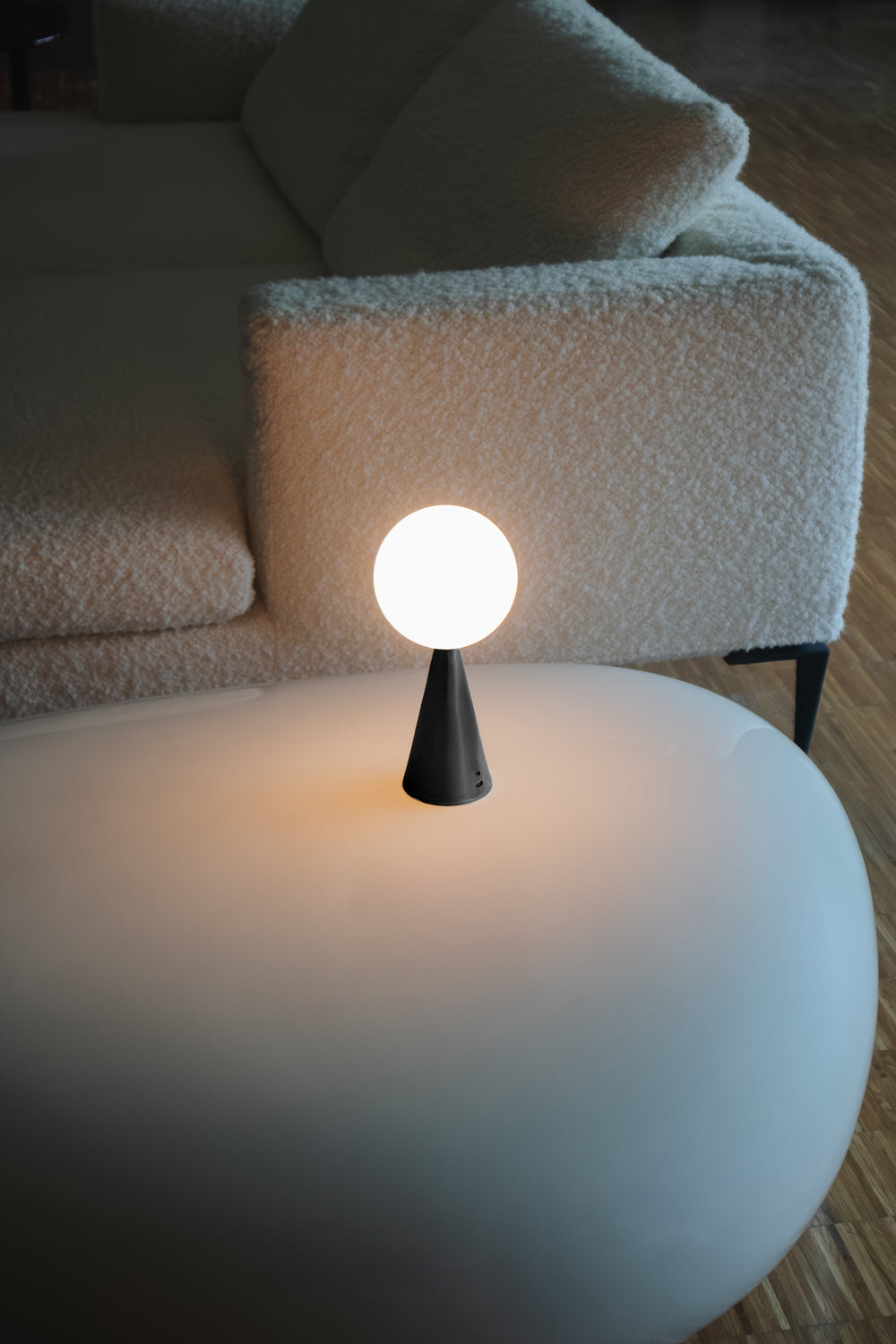 Bilia Table Lamp