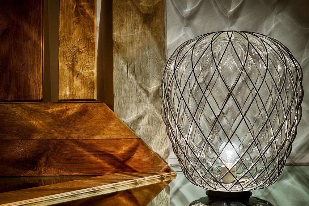 Pinecone Table Lamp