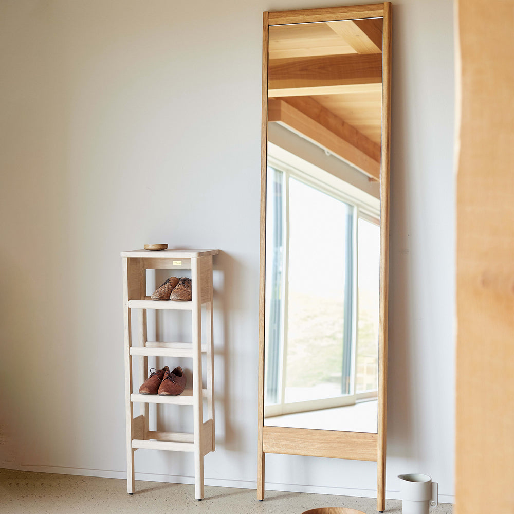 A Line Mirror