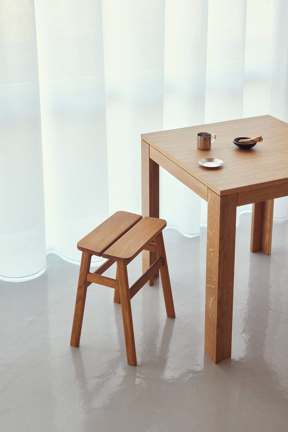 Angle Standard Stool