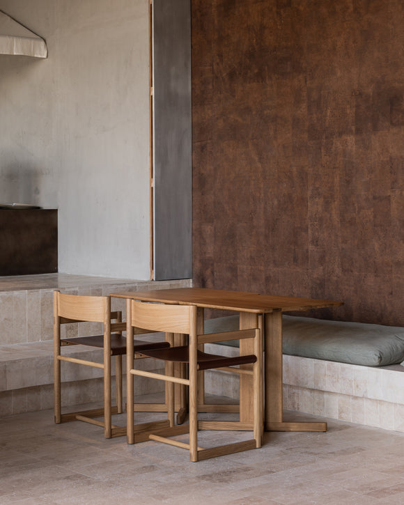 Trefoil Square Table