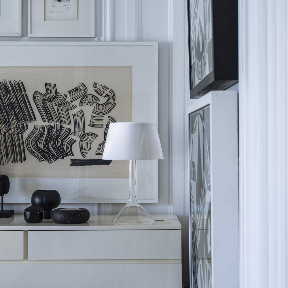 Chapeaux V Table Lamp