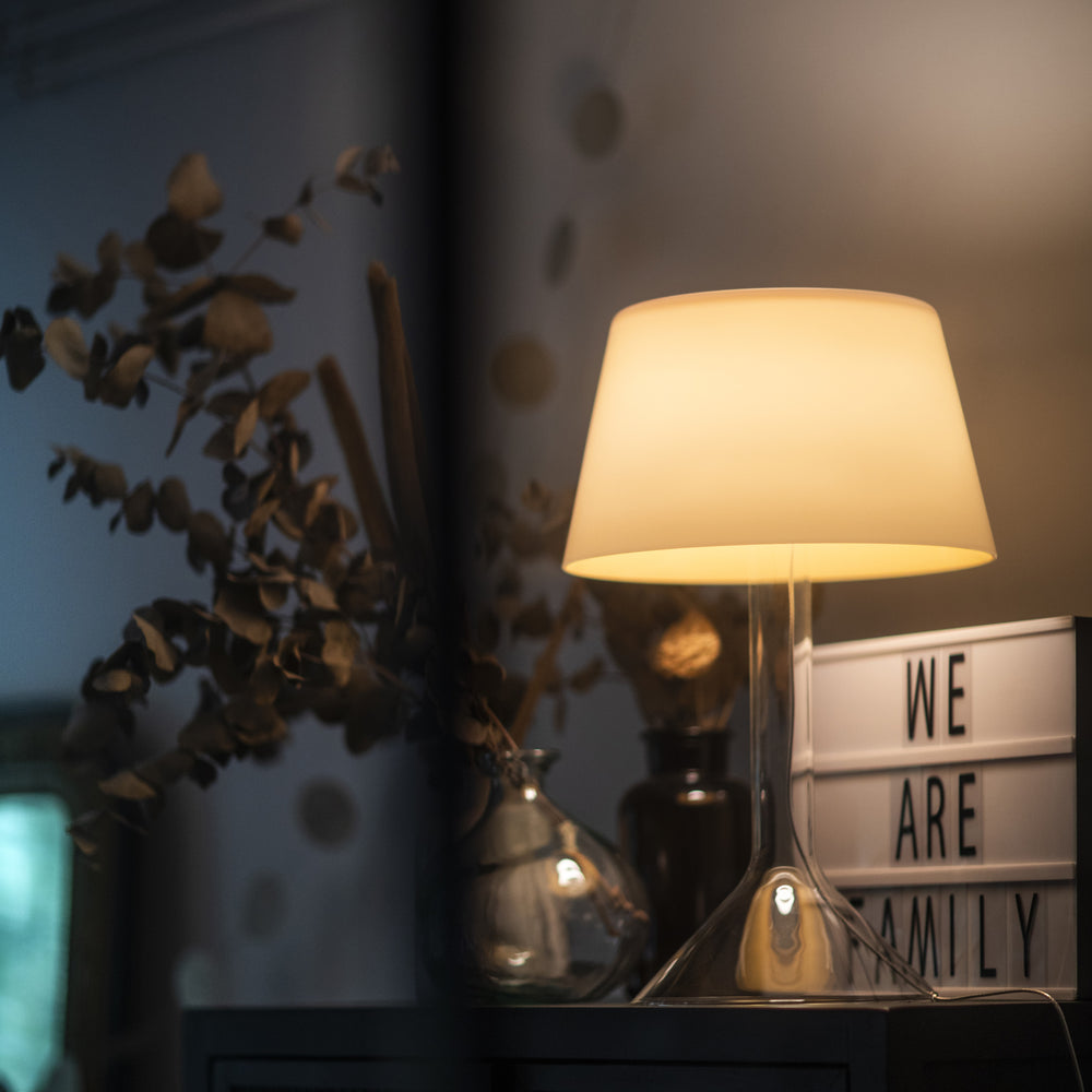 Chapeaux V Table Lamp