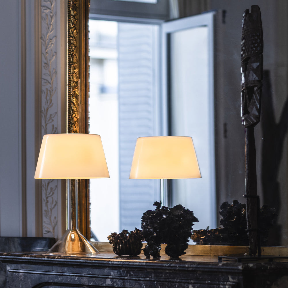 Chapeaux V Table Lamp