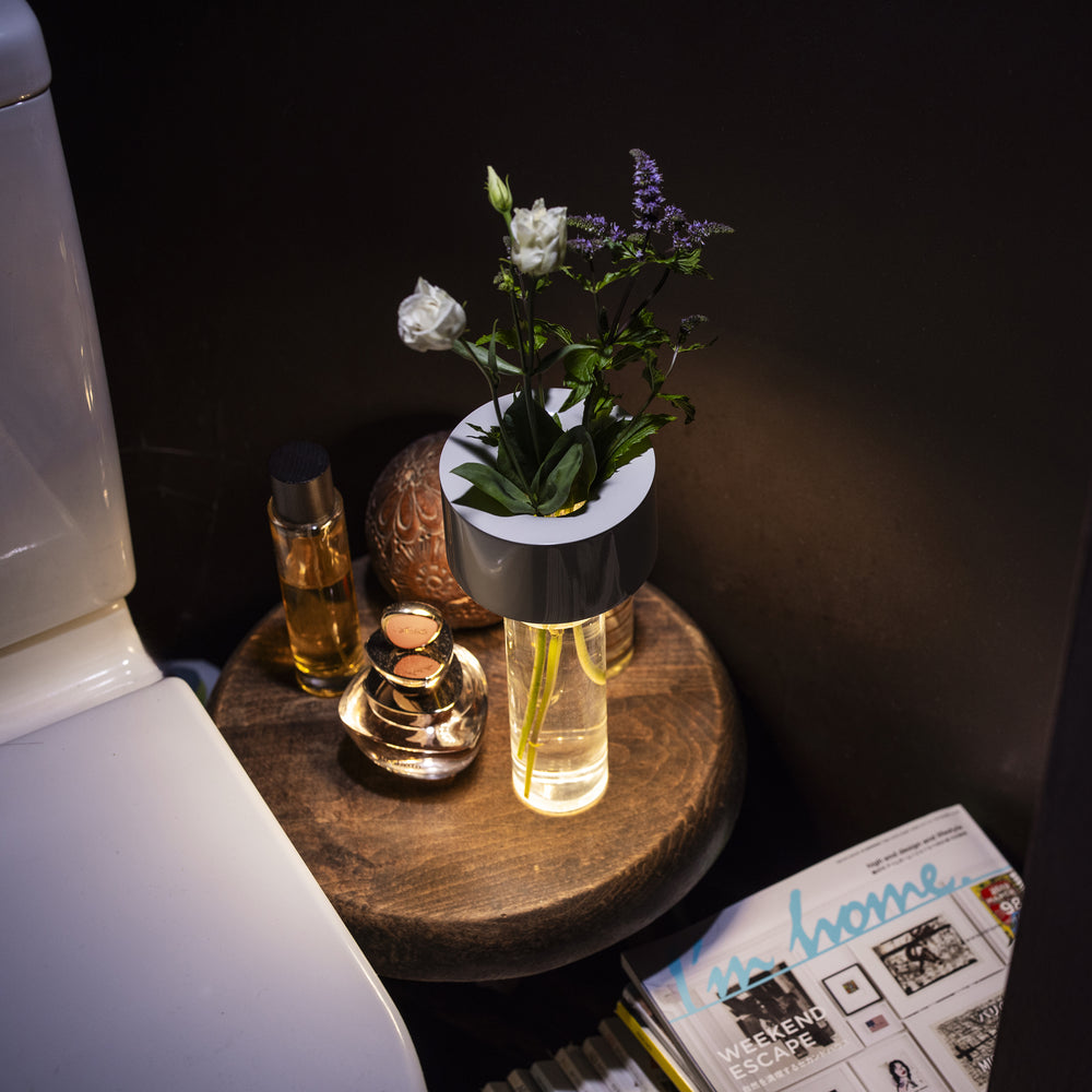 Fleur Vase & Portable Lamp