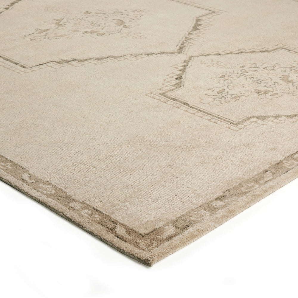 Astana Rug