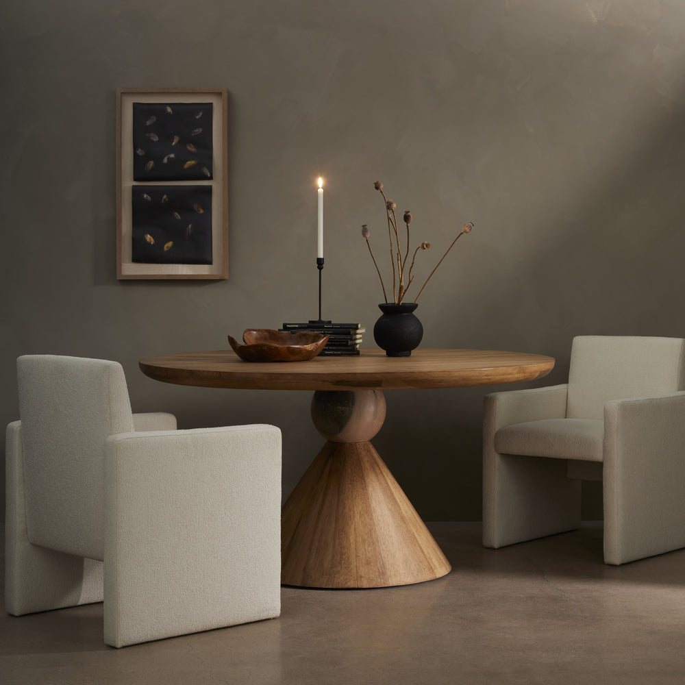 Bibianna Round Dining Table