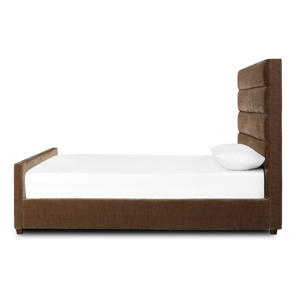 Daphne Bed