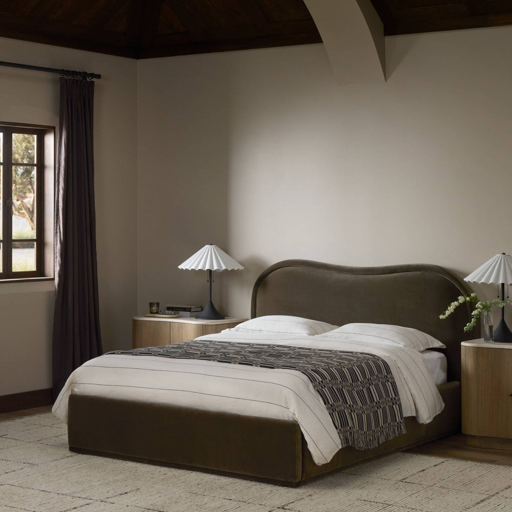 Julia Bed