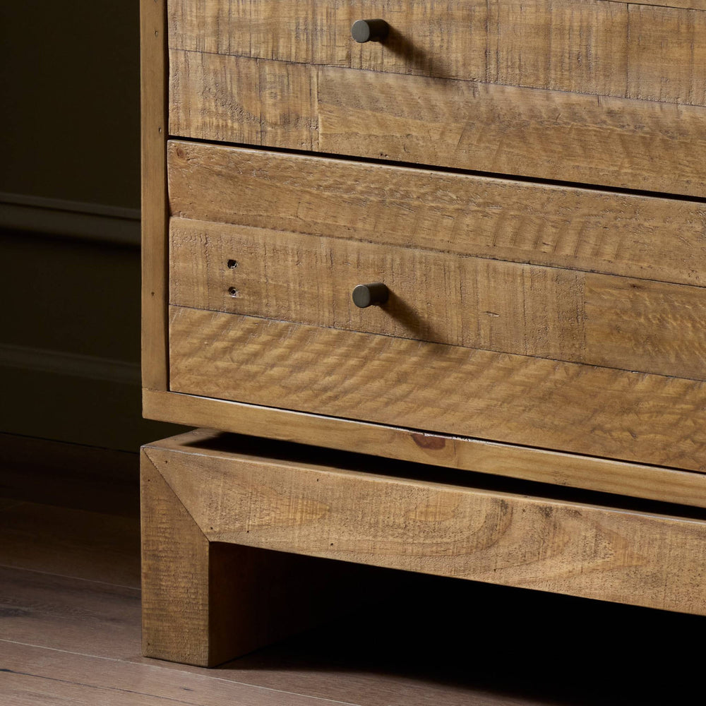 Matthes 6 Drawer Dresser