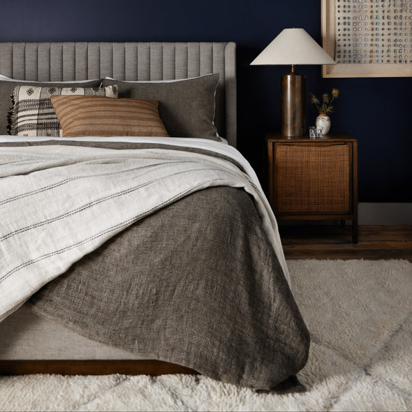 Seaton Table Lamp