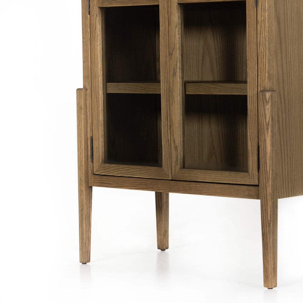 Tolle Cabinet
