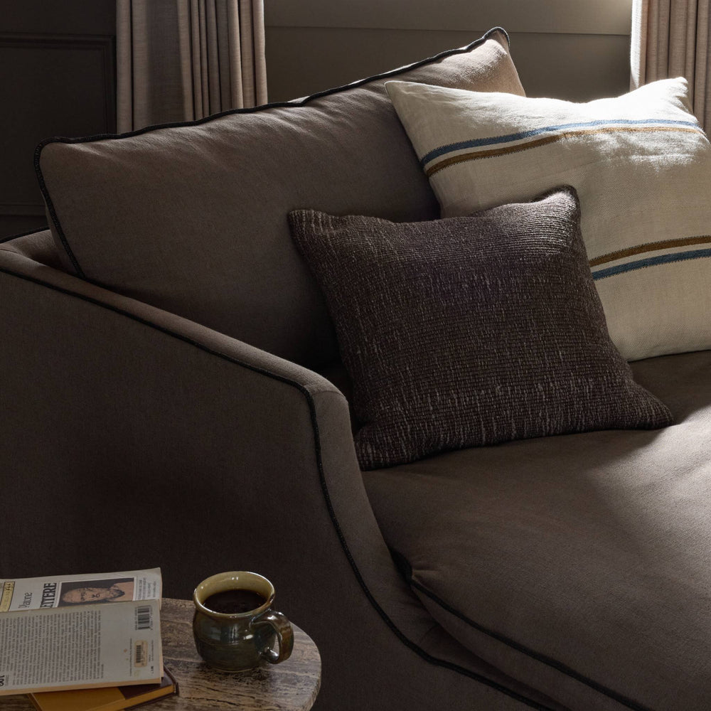 Yates Chaise Lounge