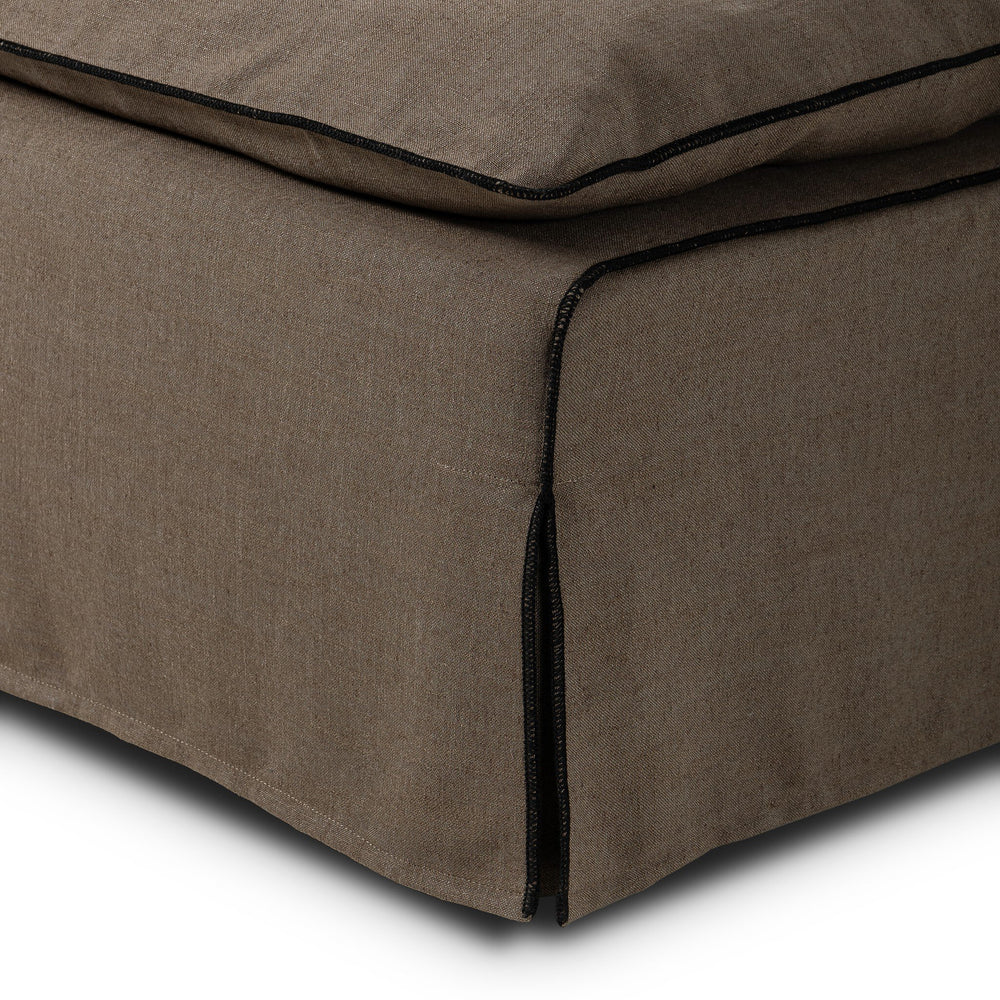 Yates Chaise Lounge