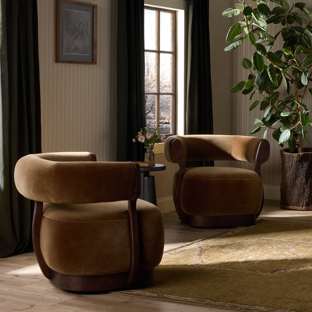 Yuri Swivel Chair