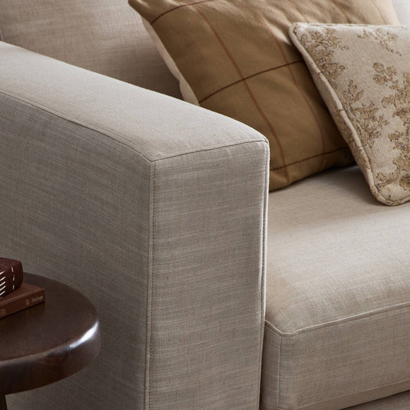 Tovana Sofa