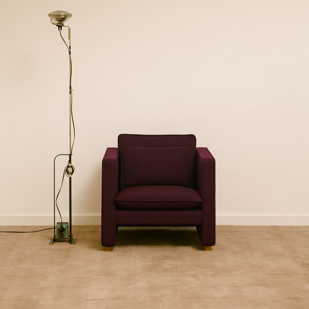 Jota Club Chair