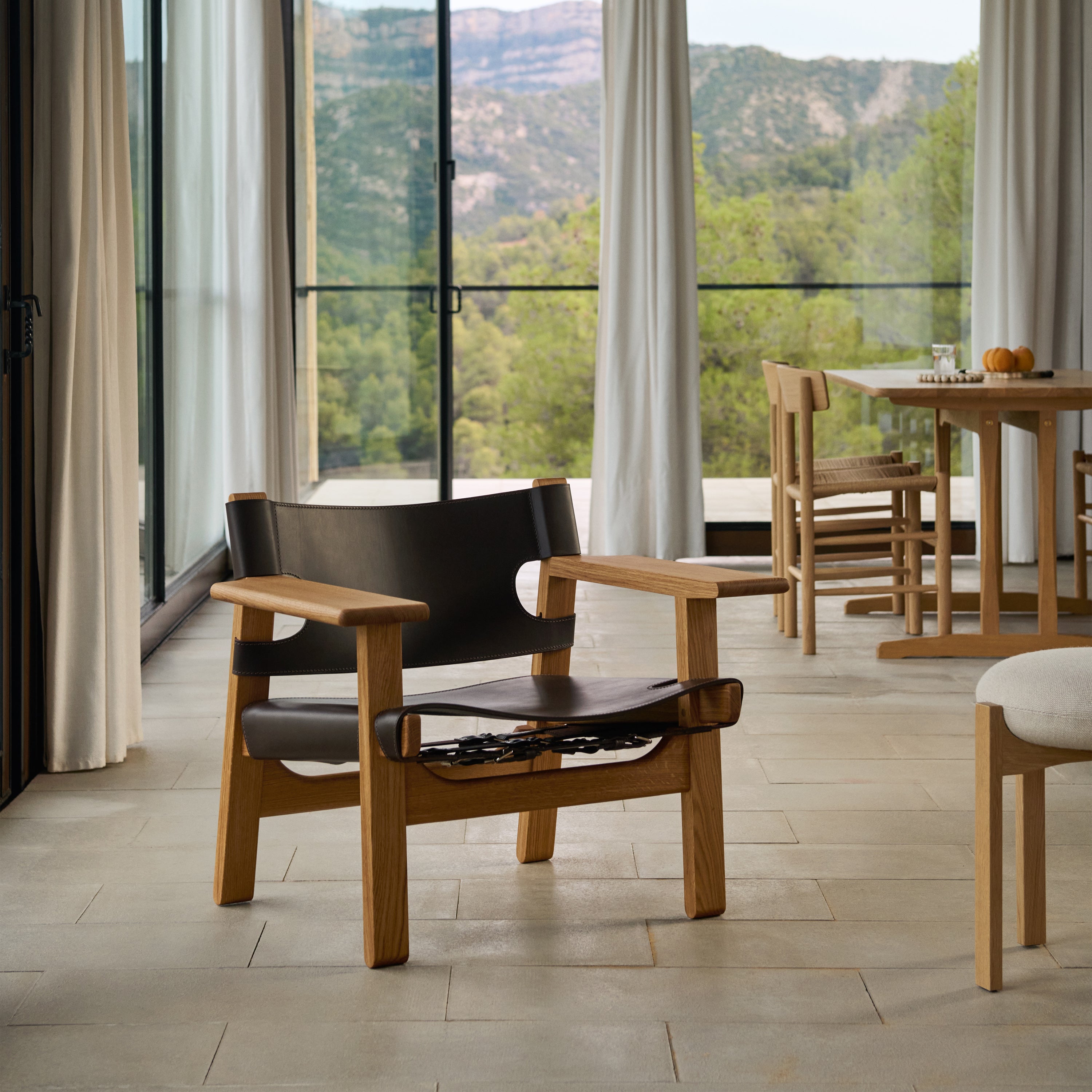 Fredericia Furniture Spanish Lounge Chair - 2Modern