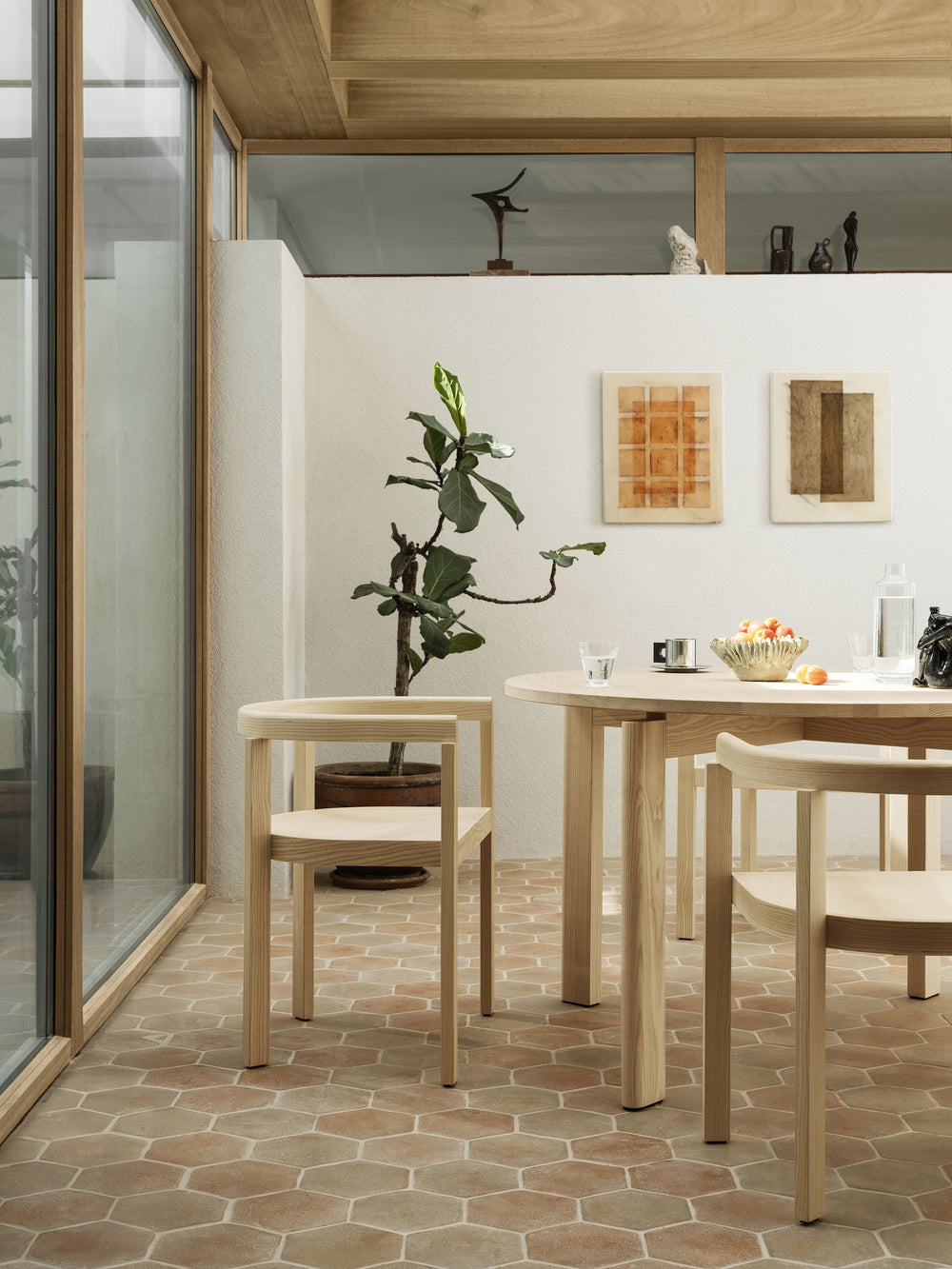 After Round Dining Table