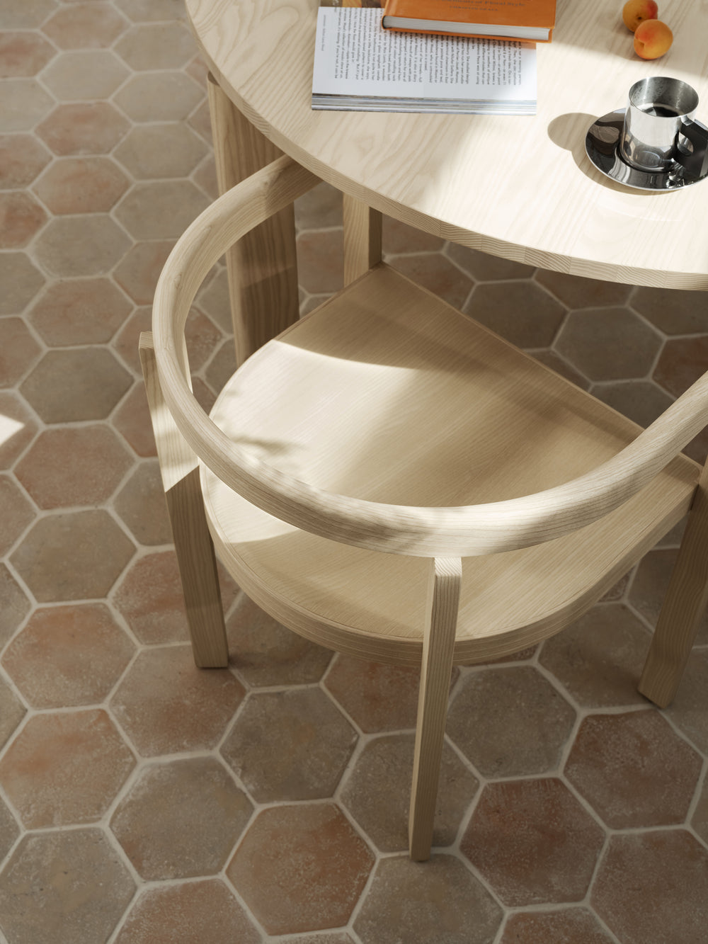 After Round Dining Table