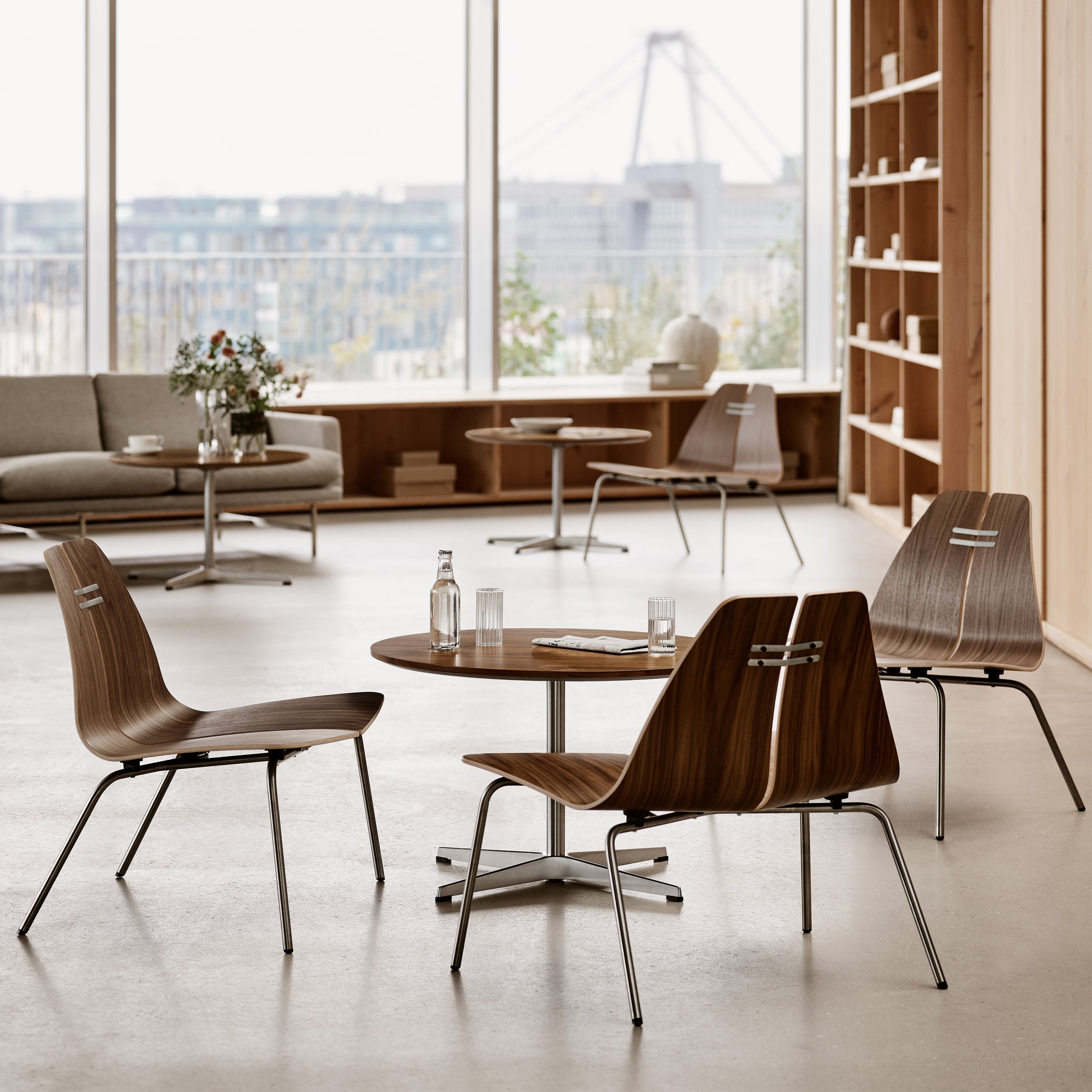 Fritz Hansen Circular Coffee Table - 2Modern