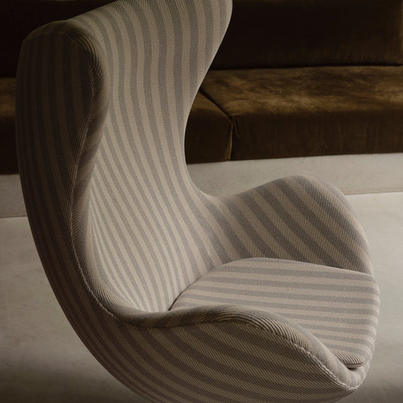 Egg Lounge Chair
