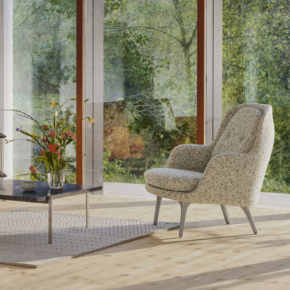 Fri Lounge Chair