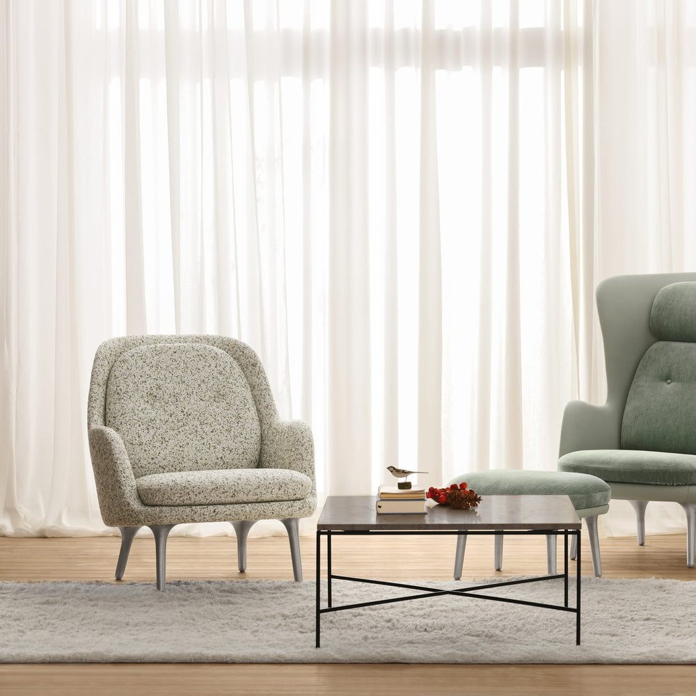 Fri Lounge Chair