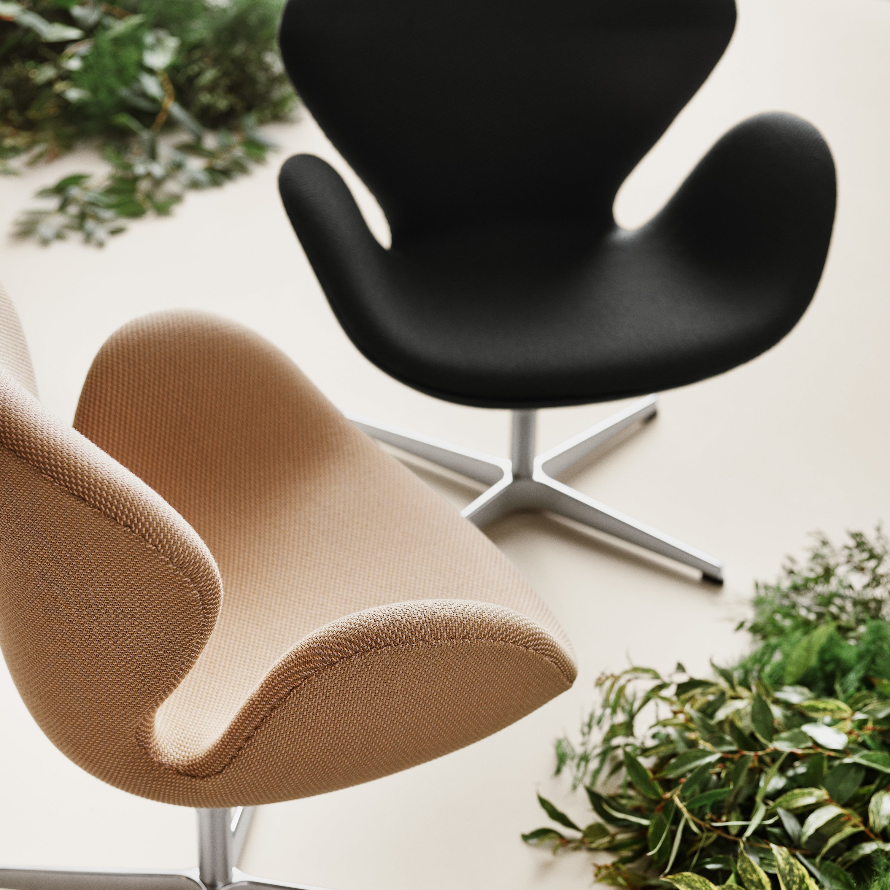 Fritz Hansen Limited Edition Swan Lounge Chair - 2Modern