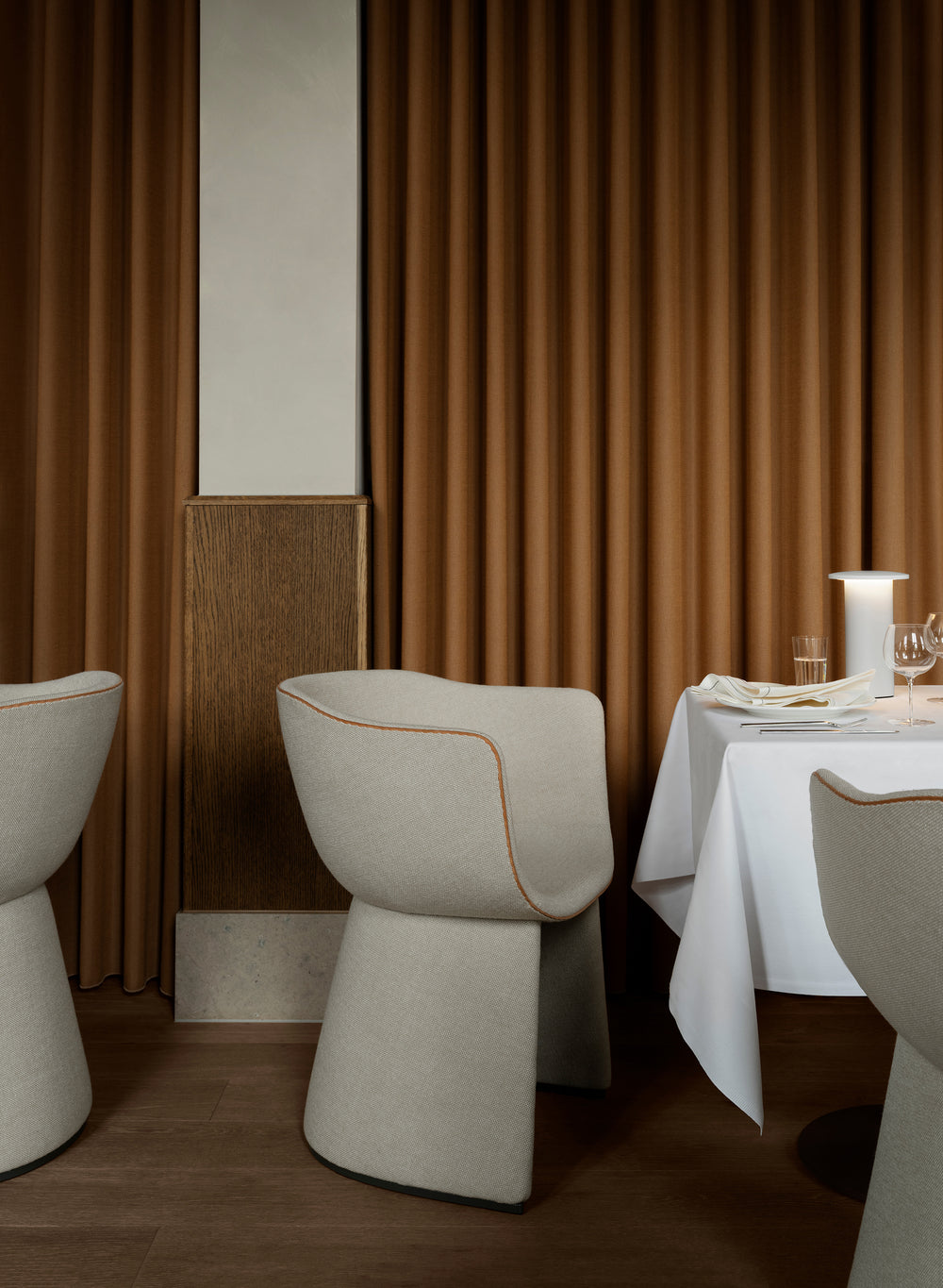 Monolit Dining Chair