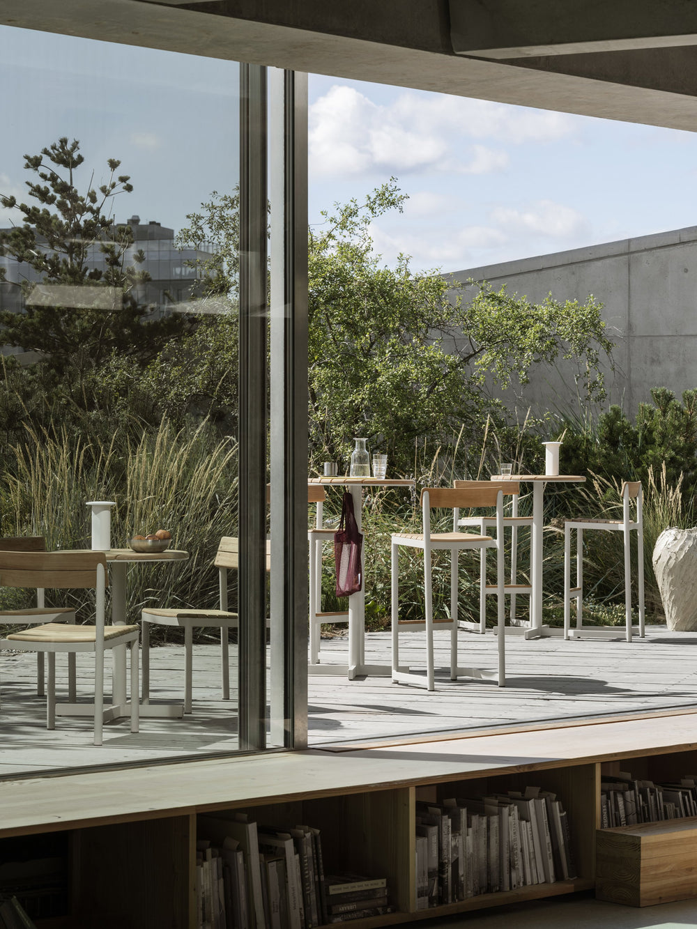 Pelagus Outdoor Cafe Table