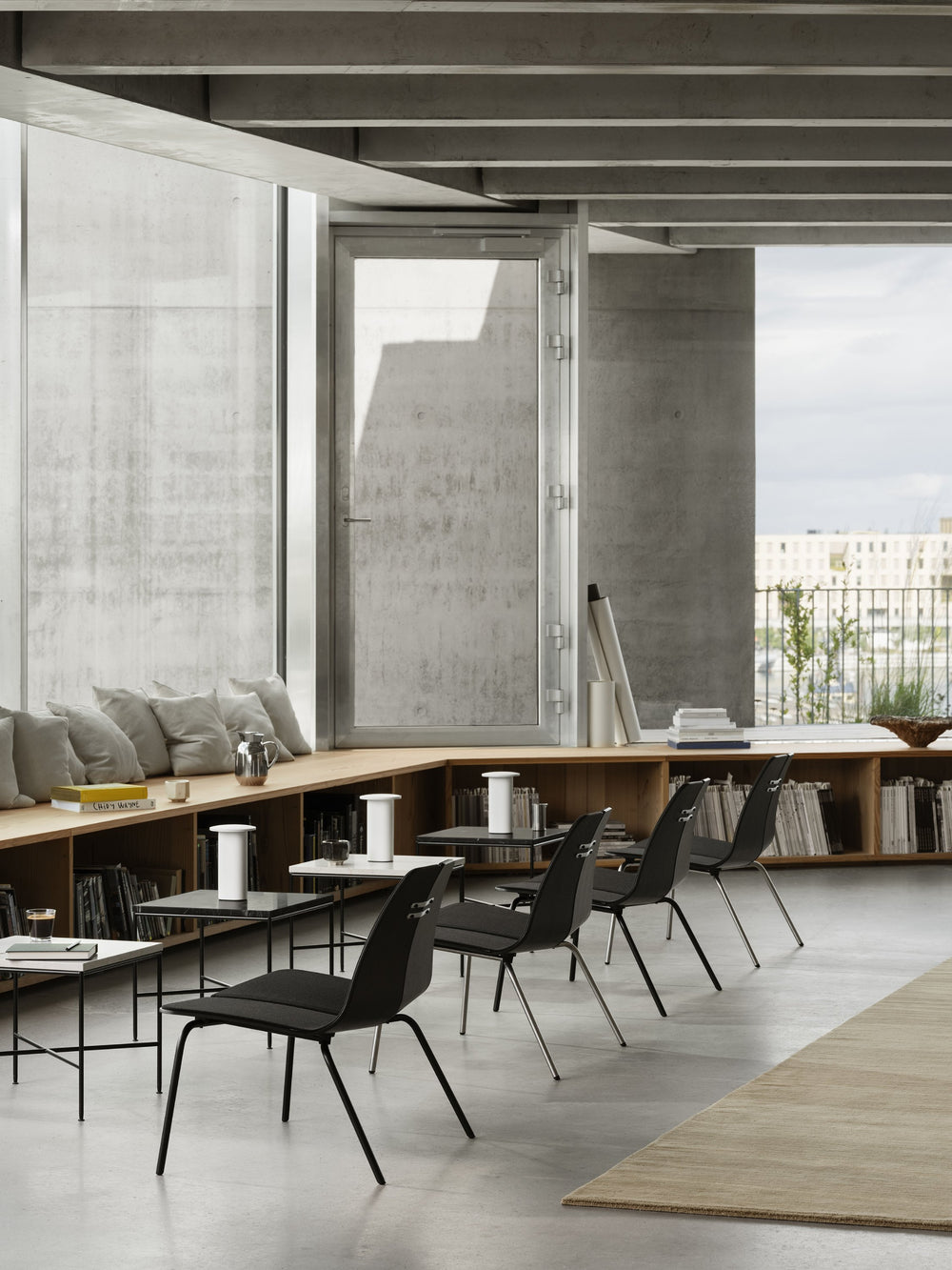 PK23 Lounge Chair