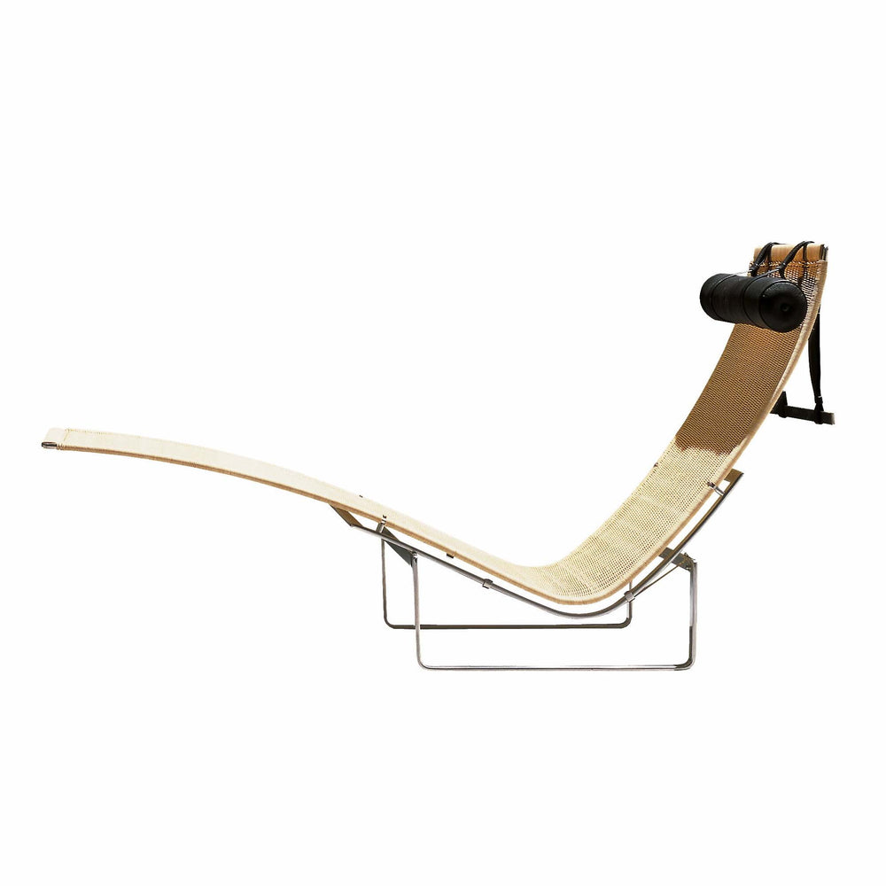 PK24 Wicker Lounge Chair