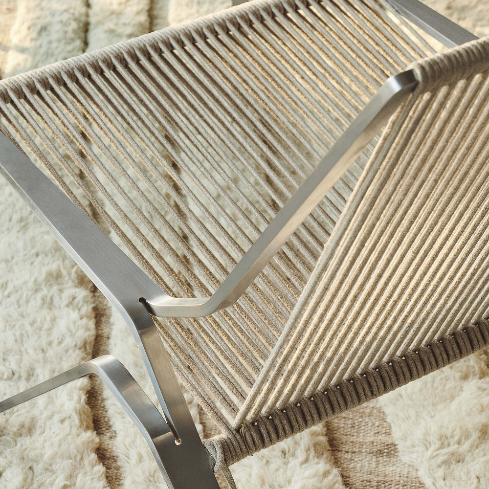PK25 Lounge Chair