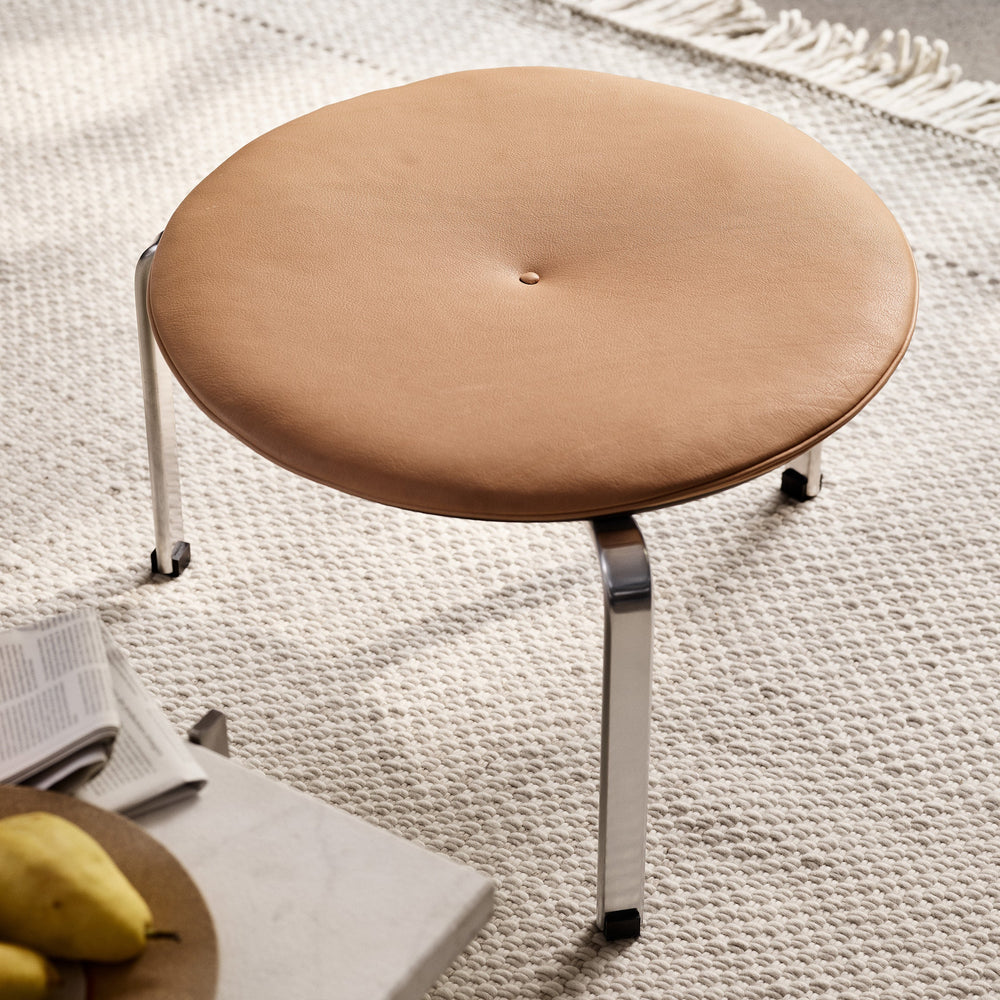 PK33 3-Legs Stool
