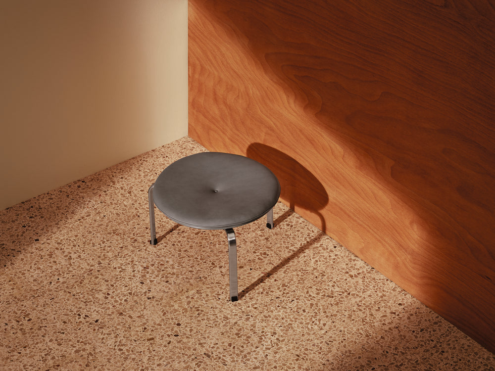 PK33 3-Legs Stool