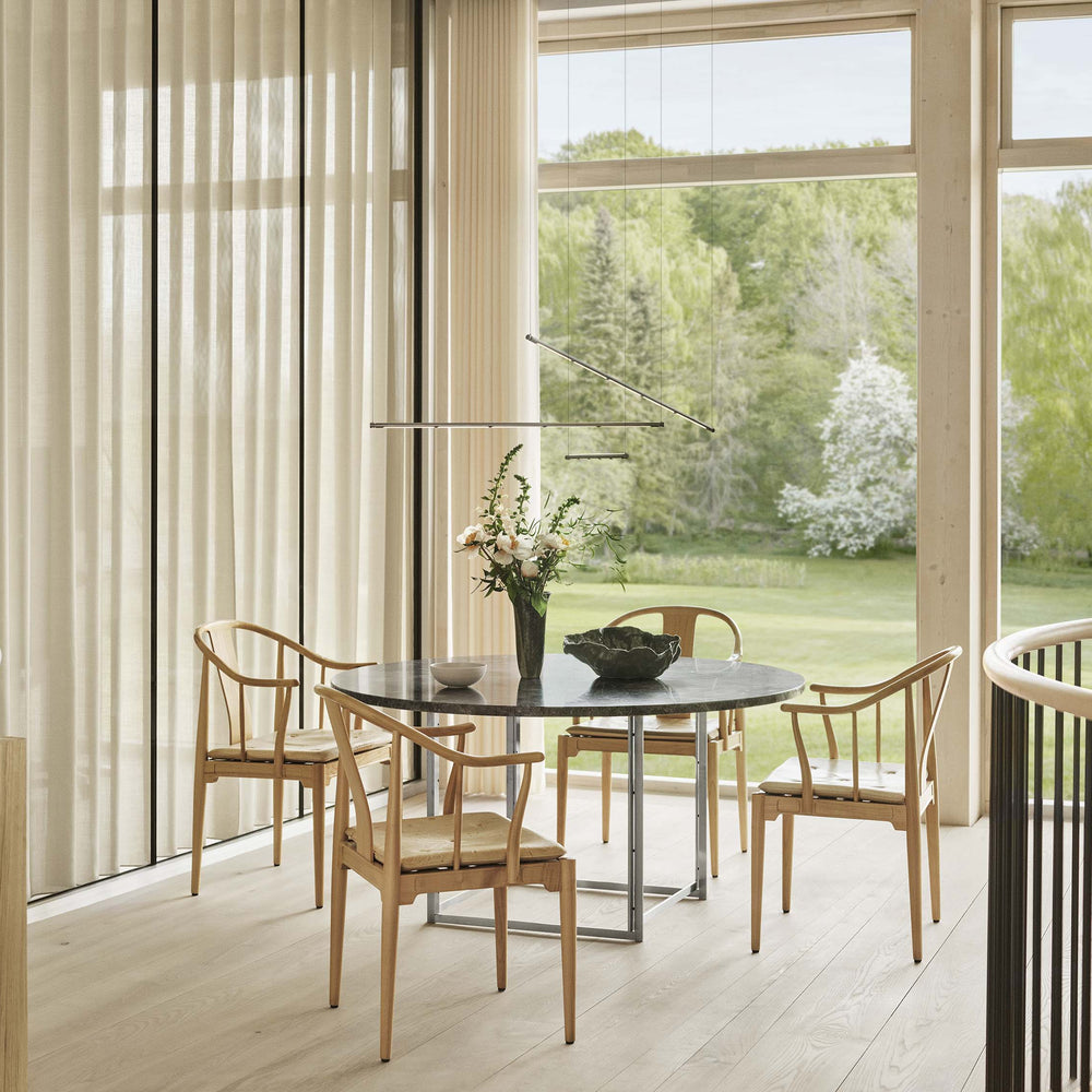 PK54 Dining Table
