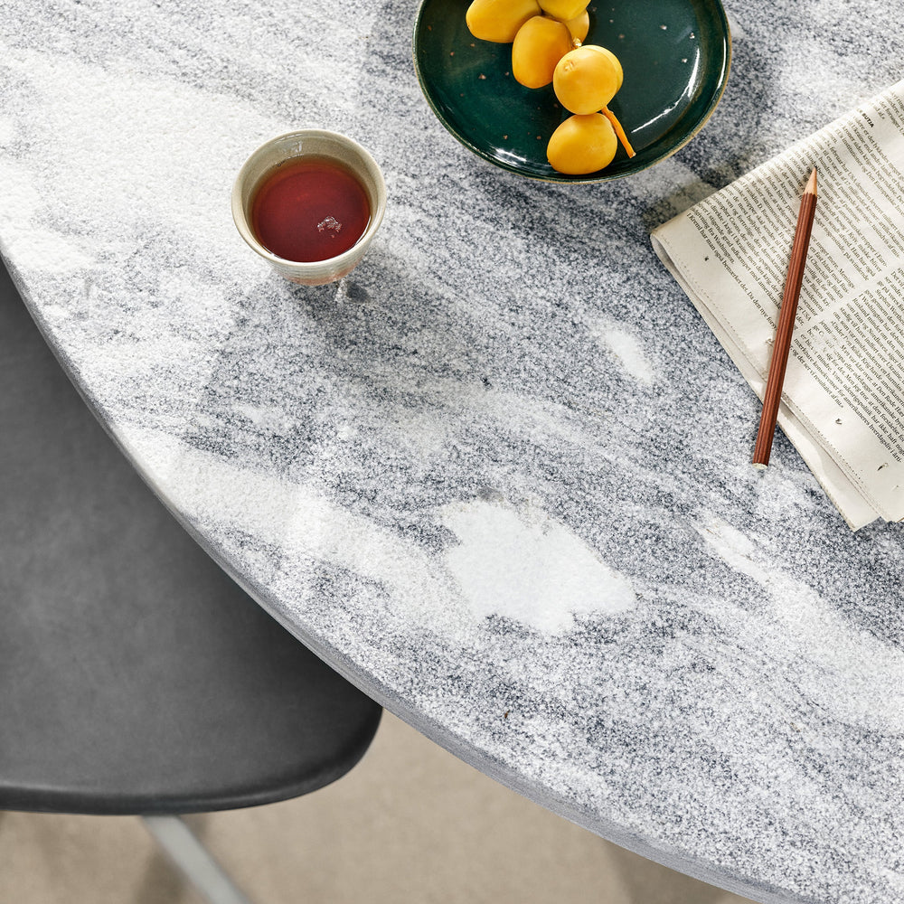 PK54 Dining Table